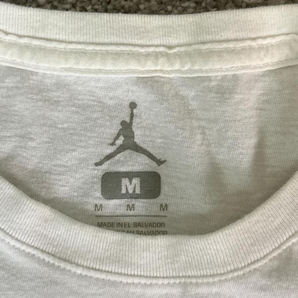 Vintage Nike Jordan T-Shirt Wraparound Print Size Small Rare Retro Jumpman Tee - Picture 4 of 8